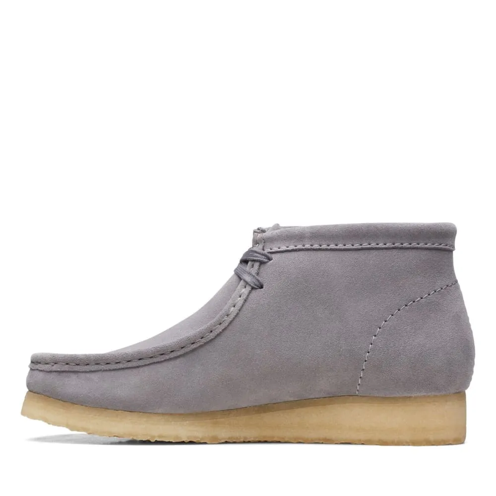 Clarks Originals Wallabee Boots Men’s Gray Suede 26169731
