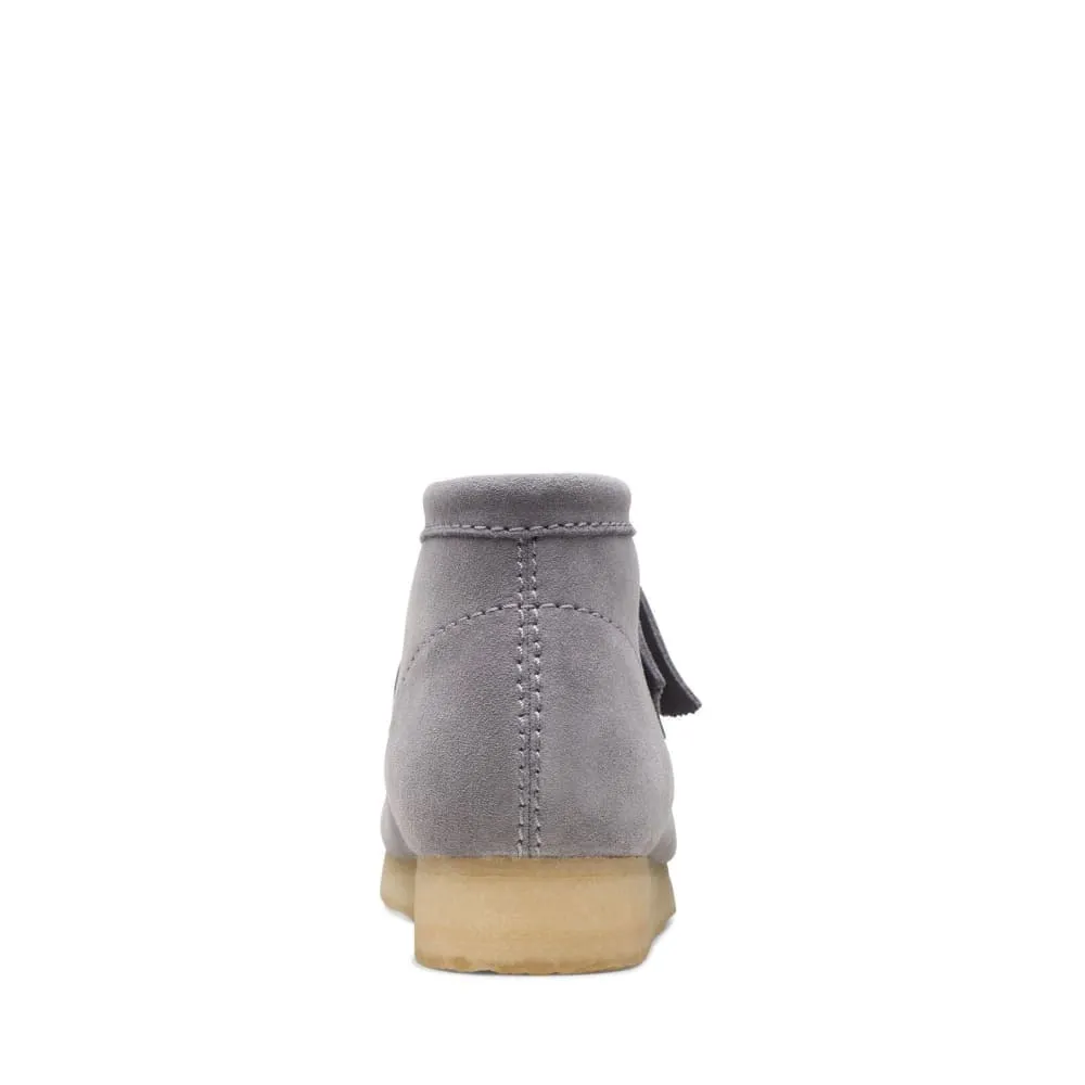 Clarks Originals Wallabee Boots Men’s Gray Suede 26169731