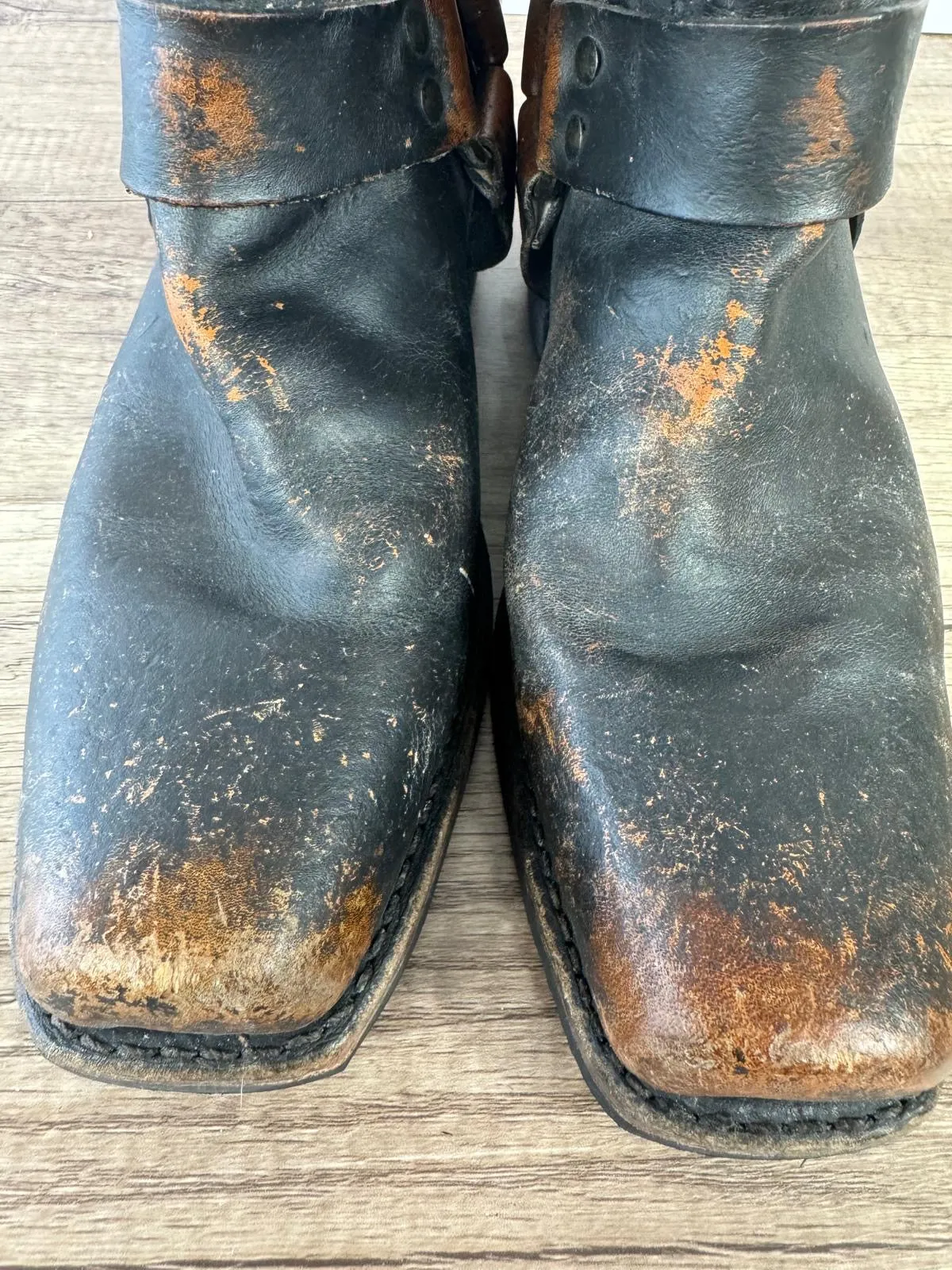 FRYE WHISKEY HARNESS LEATHER ENGINEER BOOTS DISTRESSED