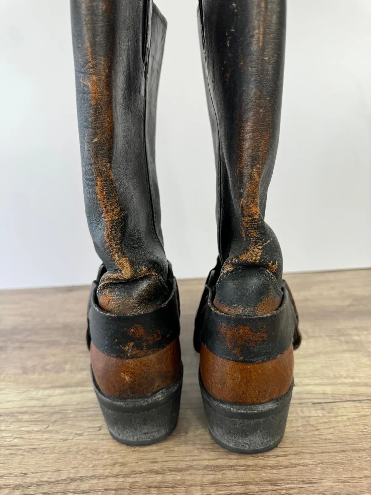 FRYE WHISKEY HARNESS LEATHER ENGINEER BOOTS DISTRESSED
