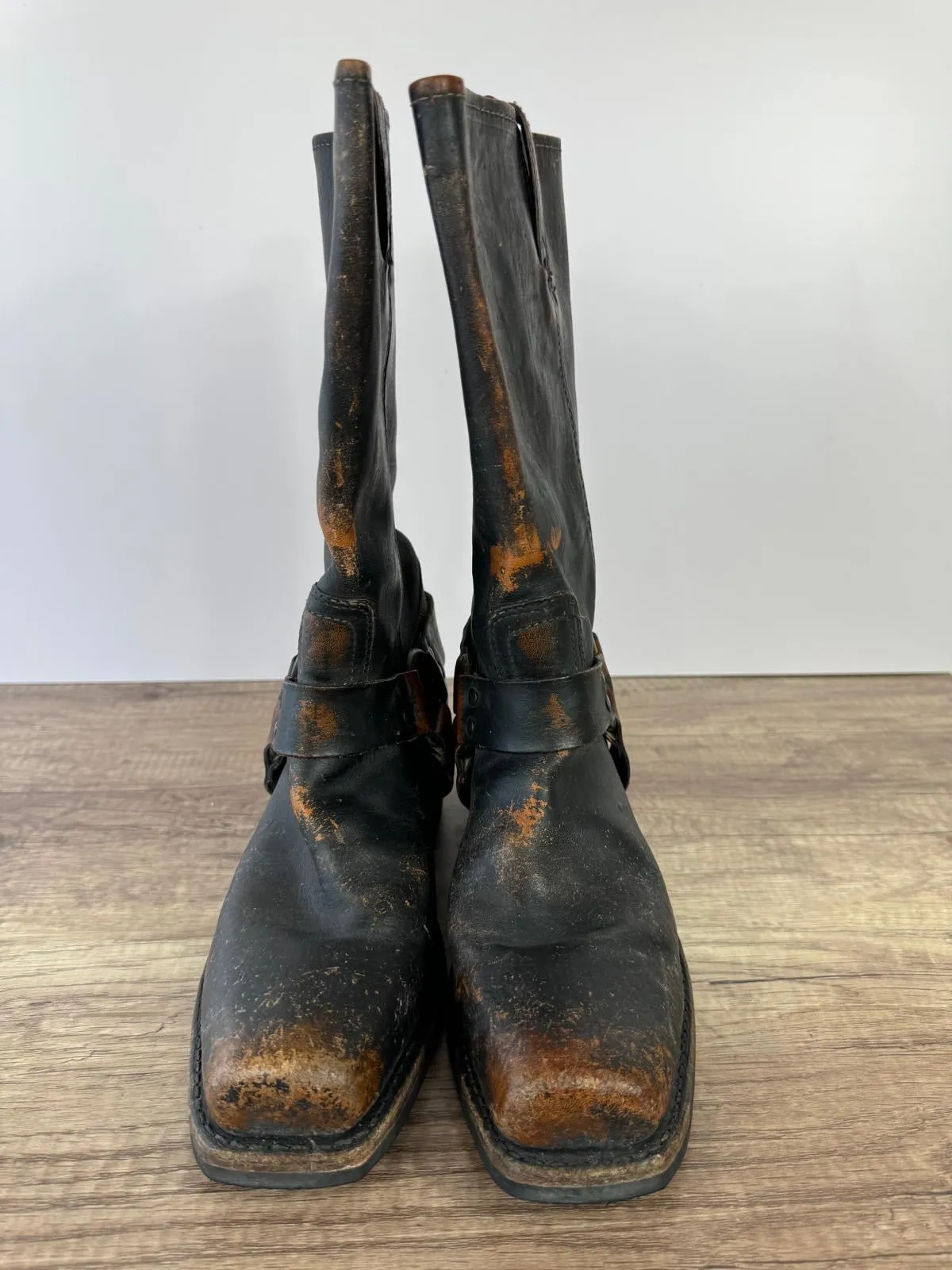 FRYE WHISKEY HARNESS LEATHER ENGINEER BOOTS DISTRESSED