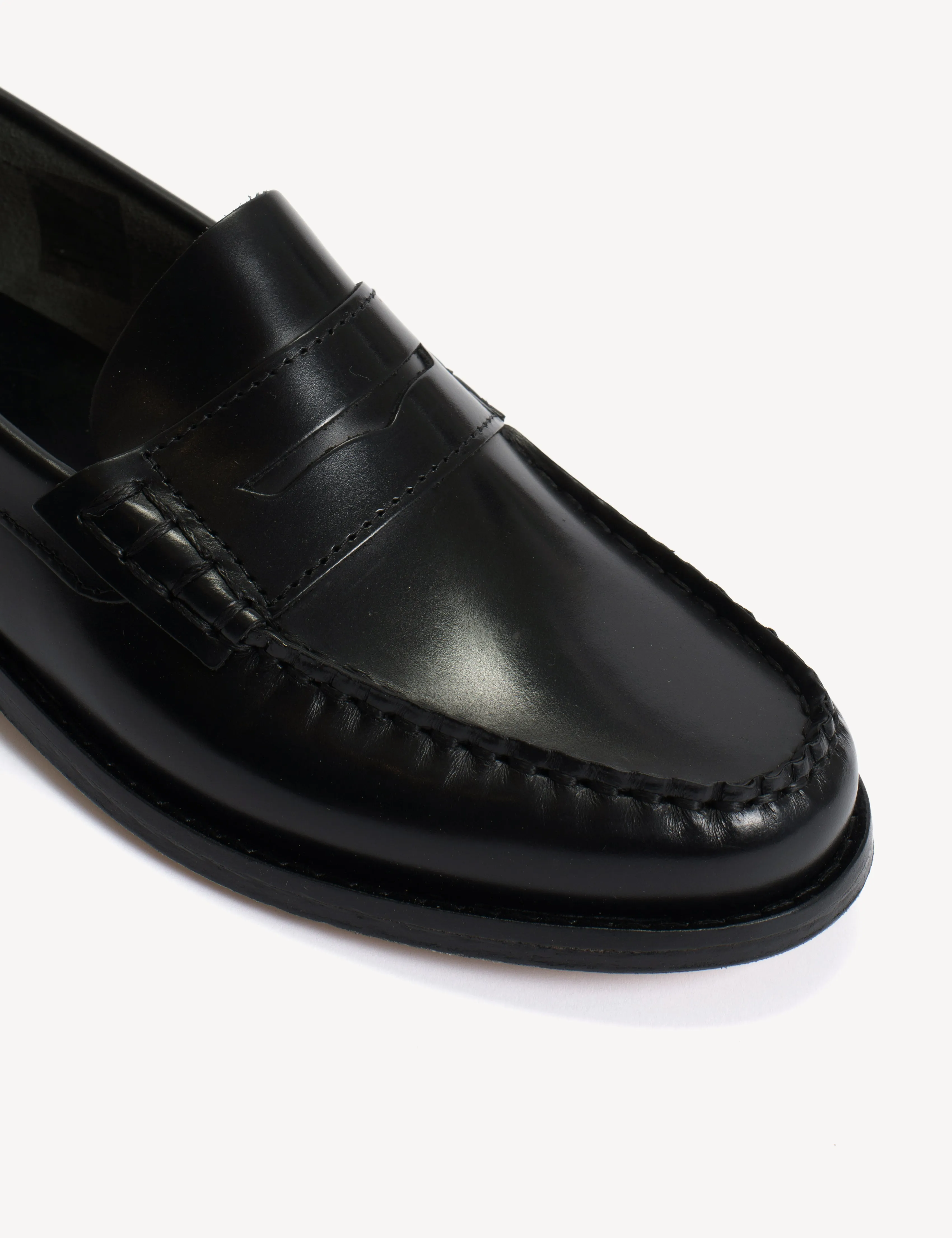 Moccasin Penny Loafer In Black Polido Leather